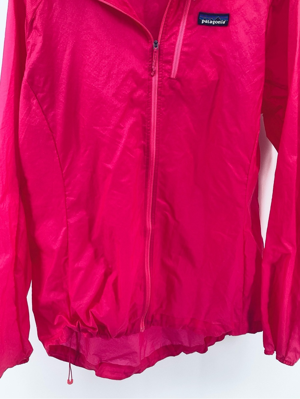💚 Patagonia Bright Pink Hooded Lightweight Windbreaker, Size XL - Picture 6 of 7